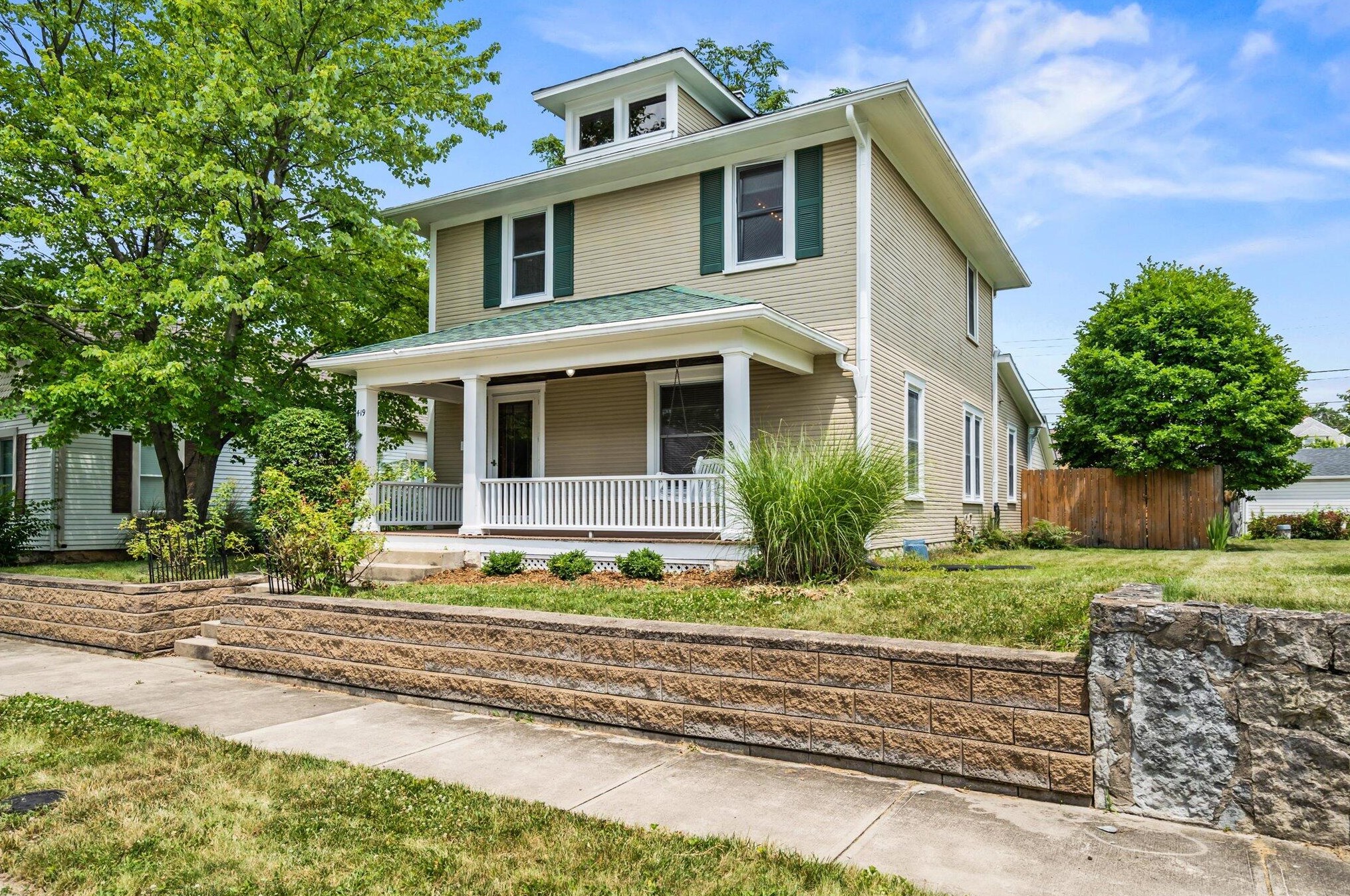 419 Garfield Ave, Troy, OH 45373