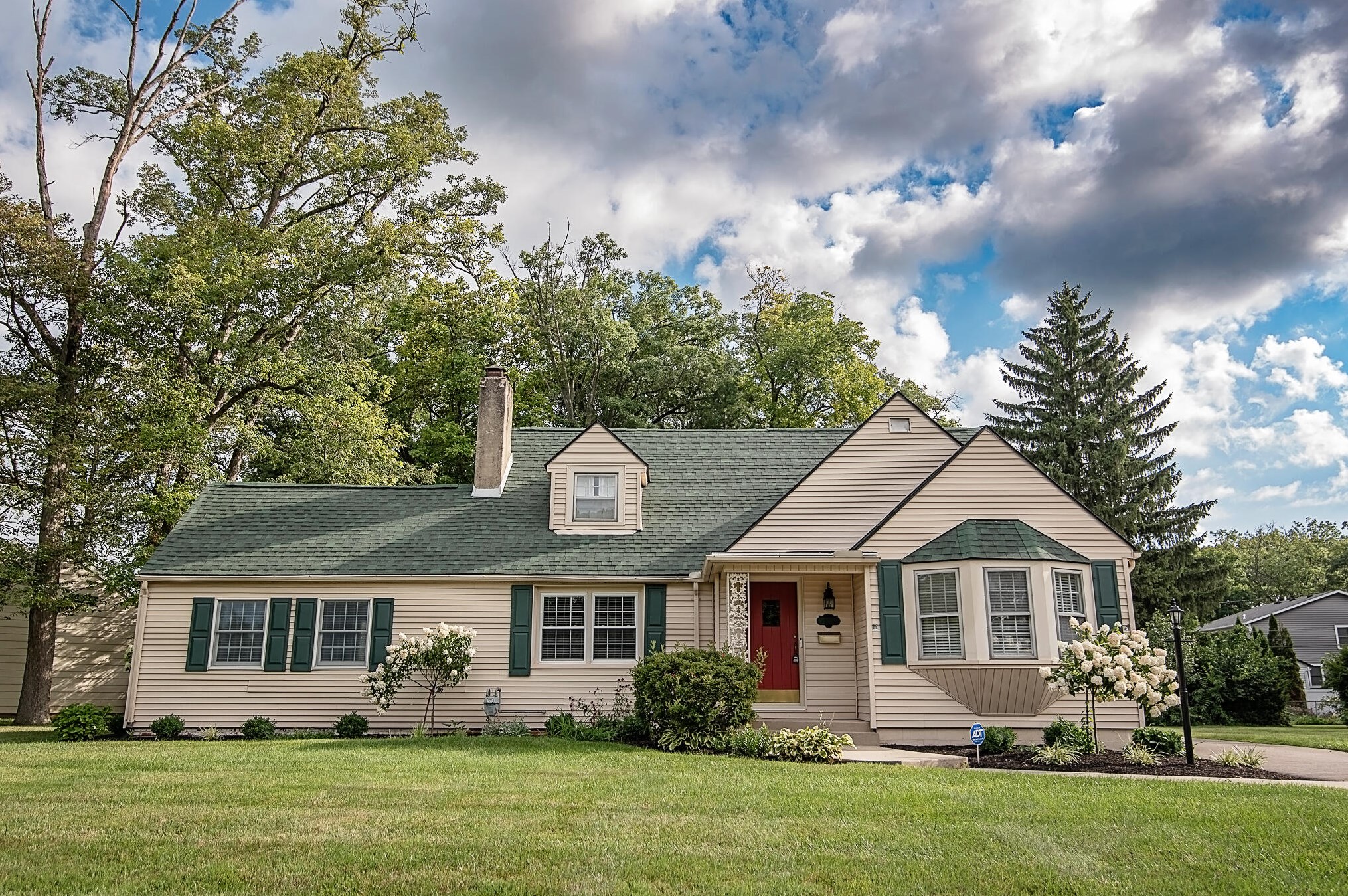 520 Dover Rd, Springfield, OH 45504