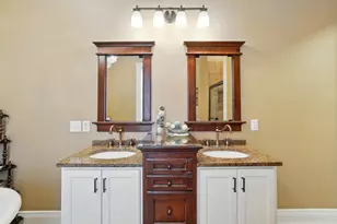 408 S Market St, Troy, OH 45373 - Photo 92