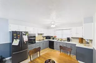 1108 St Rt 571, Union City, OH 45390 - Photo 4