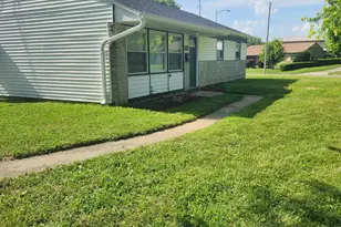 4431 Wolf Rd, Dayton, OH 45416 - Photo 2