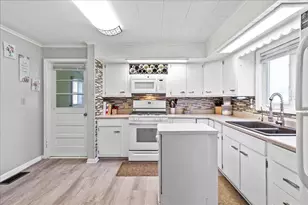 1236 S Detroit St, Bellefontaine, OH 43311 - Photo 14