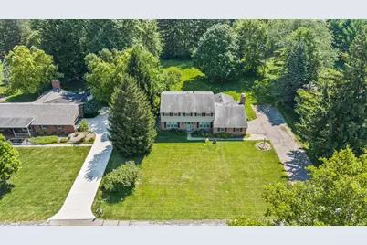 2215 Merrimont Drive, Troy, OH 45373 - Photo 2