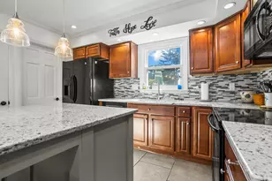 2215 Merrimont Dr, Troy, OH 45373 - Photo 18