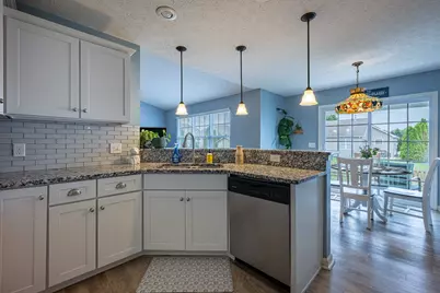 720 Sherwood Drive, Troy, OH 45373 - Photo 8