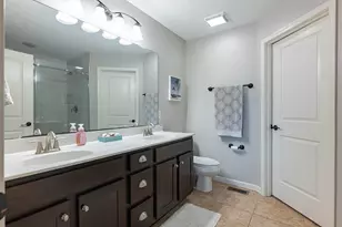 720 Sherwood Dr, Troy, OH 45373 - Photo 16