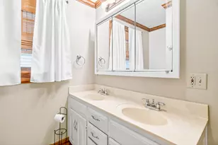 201 E Pearl St, Wapakoneta, OH 45895 - Photo 30