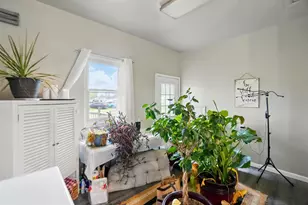 409 S Pine St, Wapakoneta, OH 45895 - Photo 24