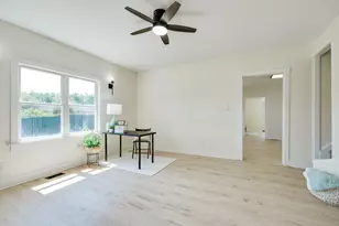 708 N Market St, Troy, OH 45373 - Photo 8