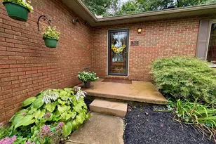 703 Dorchester Dr Dr, Springfield, OH 45506 - Photo 2