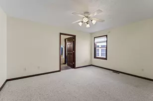 1479 Lantern Ln, Troy, OH 45373 - Photo 16