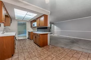 2006 Washington Creek Ln, Dayton, OH 45458 - Photo 14