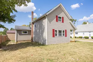 1156 S Greenwood St, Bellefontaine, OH 43311 - Photo 2