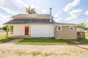 1156 S Greenwood St, Bellefontaine, OH 43311 - Photo 6