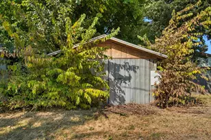 327 Miami St, Piqua, OH 45356 - Photo 40