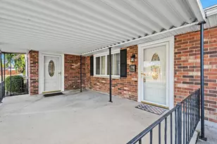 806 Candlewood Blvd, Piqua, OH 45356 - Photo 6