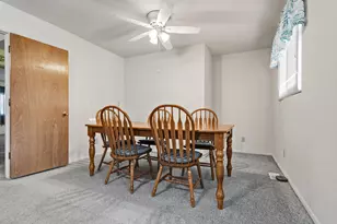 806 Candlewood Blvd, Piqua, OH 45356 - Photo 16