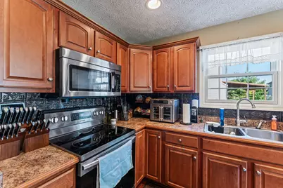 680 Loxley Lane, Troy, OH 45373 - Photo 12