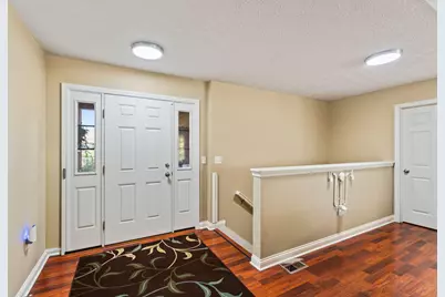 680 Loxley Lane, Troy, OH 45373 - Photo 6