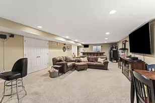 680 Loxley Ln, Troy, OH 45373 - Photo 24