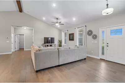 30 E Dallas Road, Urbana, OH 43078 - Photo 8