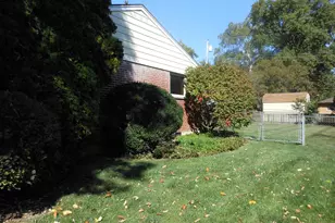 332 Beckenham Rd, Englewood, OH 45322 - Photo 6