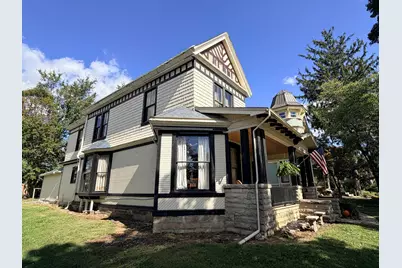 325 E Chillicothe Avenue, Bellefontaine, OH 43311 - Photo 46
