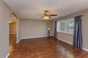 1075 Crestview Dr, Troy, OH 45373 - Photo 14