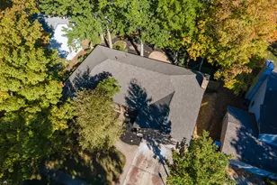 1013 Arapaho Trail, Tipp City, OH 45371 - Photo 34