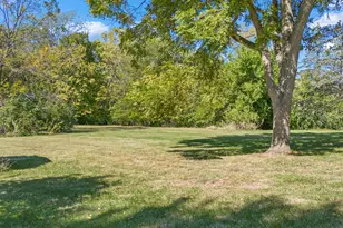 5834 Lake Ave, Greenville, OH 45331 - Photo 8