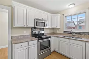 133 Coates Ct, North Lewisburg, OH 43060 - Photo 6