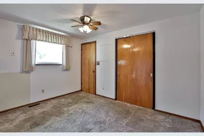 210 Zimmerman Street, New Carlisle, OH 45344 - Photo 10