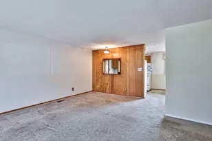 210 Zimmerman St, New Carlisle, OH 45344 - Photo 6