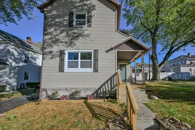 208 W Williams Avenue, Bellefontaine, OH 43311 - Photo 2