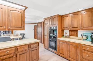 5940 Horseshoe Bend Rd, Ludlow Falls, OH 45339 - Photo 24