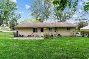 6605 Highbury Rd, Huber Heights, OH 45424 - Photo 18