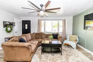 104 Oxford Dr, Greenville, OH 45331 - Photo 2