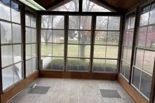 195 N Tecumseh Rd, Springfield, OH 45504 - Photo 10