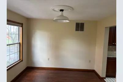 195 N Tecumseh Road, Springfield, OH 45504 - Photo 12