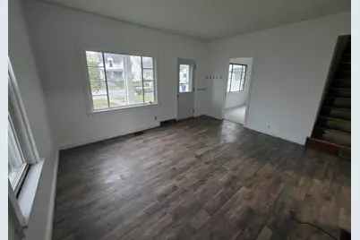 811 Columbia Street, Saint Marys, OH 45885 - Photo 2