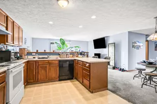 2722-2724 Fairview Ct, Troy, OH 45373 - Photo 14