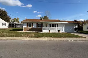 1305 Wright St, Bellefontaine, OH 43311 - Photo 2