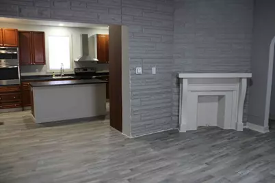 410 W Liberty Street, Springfield, OH 45506 - Photo 2