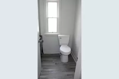 410 W Liberty Street, Springfield, OH 45506 - Photo 8