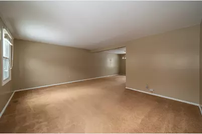 4731 Blue Spruce Court, Dayton, OH 45424 - Photo 4