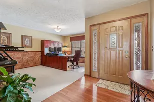 915 Winston Ln, Tipp City, OH 45371 - Photo 14