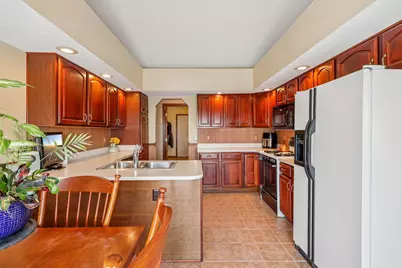 915 Winston Lane, Tipp City, OH 45371 - Photo 8