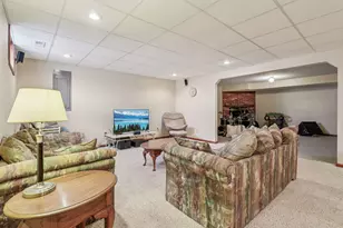 915 Winston Ln, Tipp City, OH 45371 - Photo 38