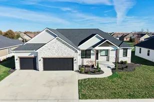 950 Rosenthal Dr, Tipp City, OH 45371 - Photo 2