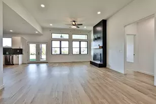 950 Rosenthal Dr, Tipp City, OH 45371 - Photo 8